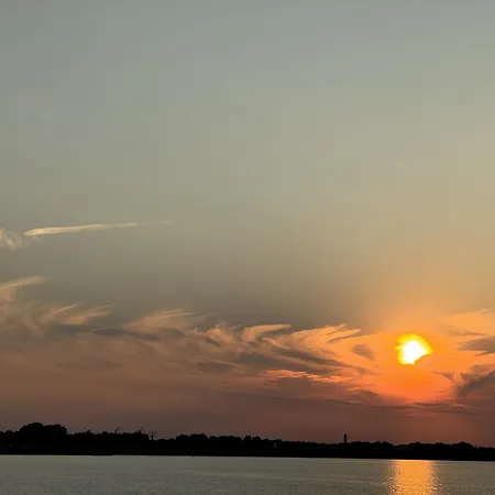 Apartment Tief 10 Deck 7 *