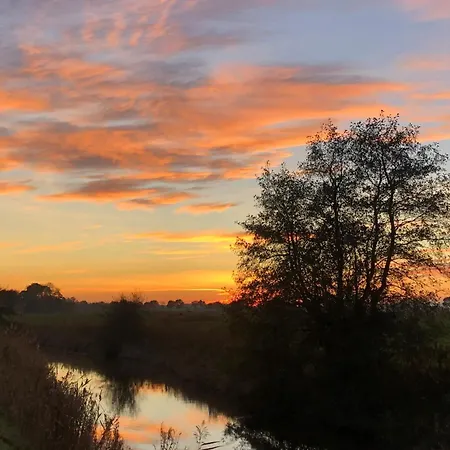 Tief 10 Deck 7 Apartment *